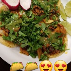 Meet your Posher, Jazmin